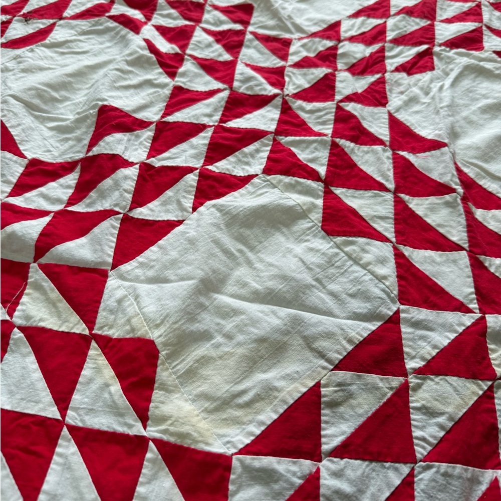 Antique 1930s Red And White Ocean Waves Quilt Top - Picture 3 of 14